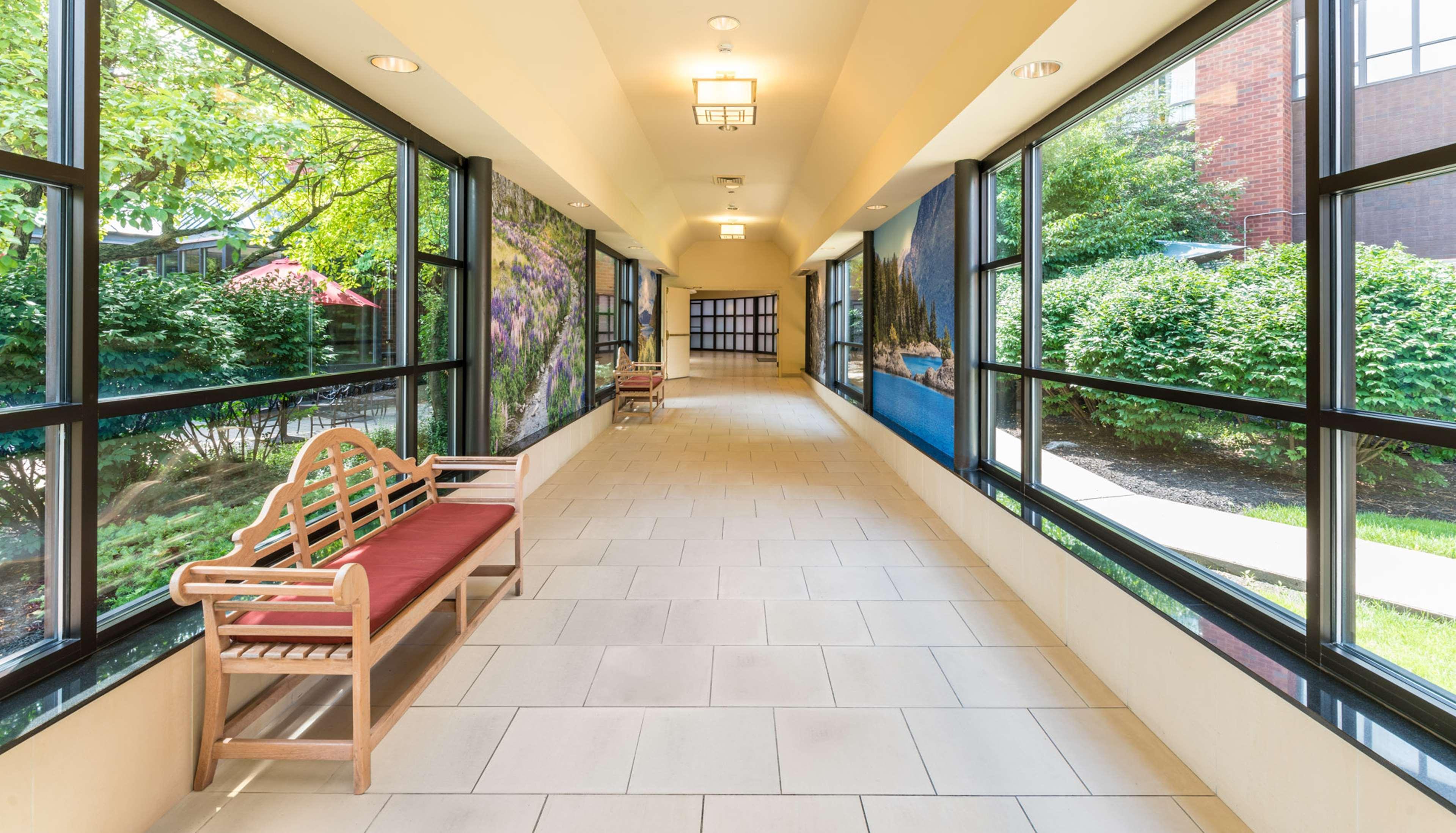 Hotel The Saratoga Hilton Saratoga Springs Exterior foto