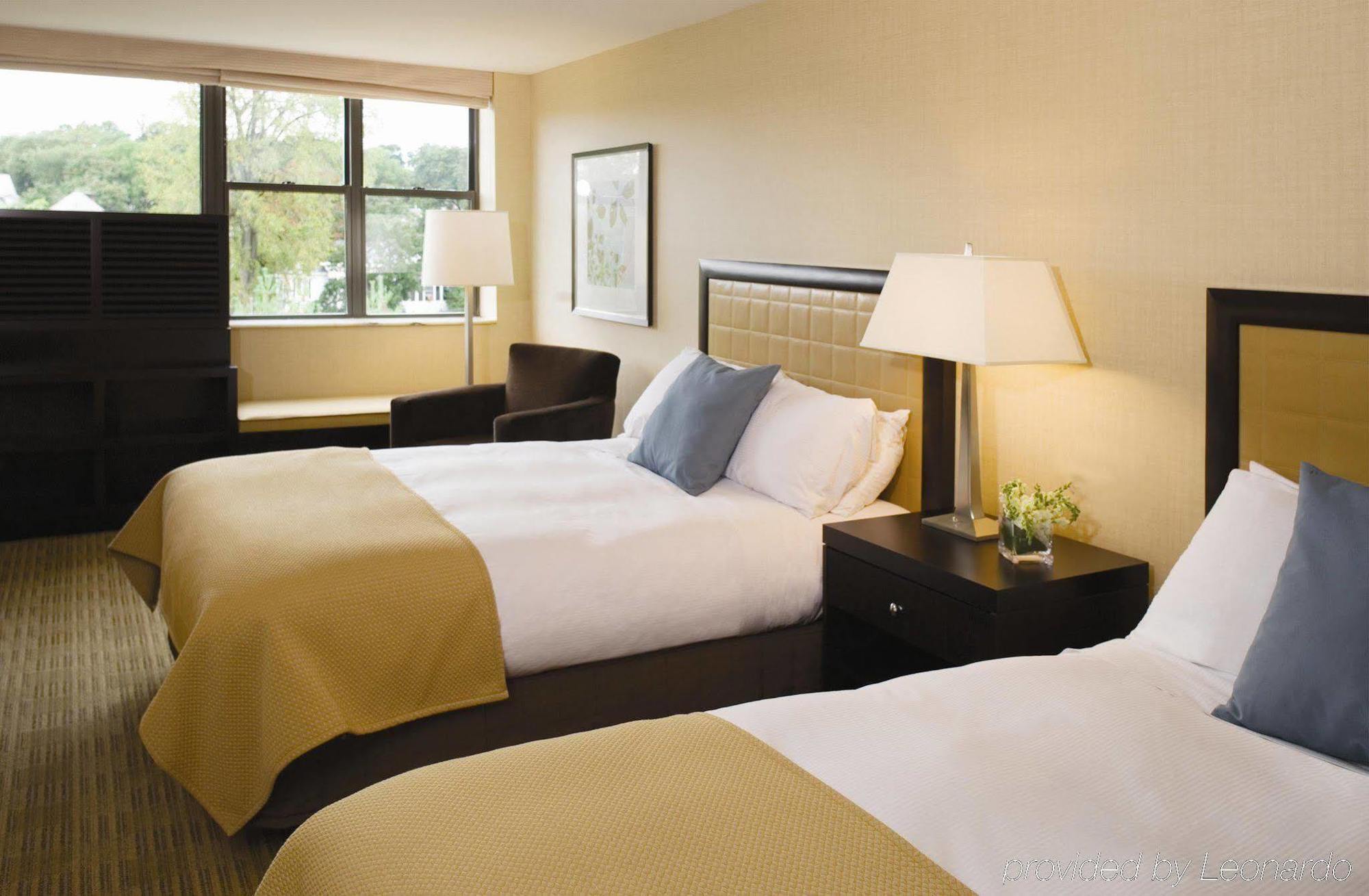 Hotel The Saratoga Hilton Saratoga Springs Habitación foto